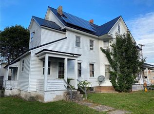 82 Elm St, Geneva, NY 14456
