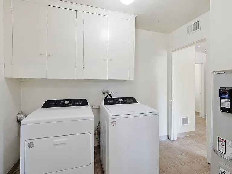 2189 Hilyard St — Photo 20