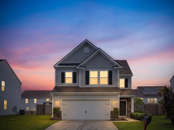 129 Hyrne Dr, Goose Creek, SC 29445