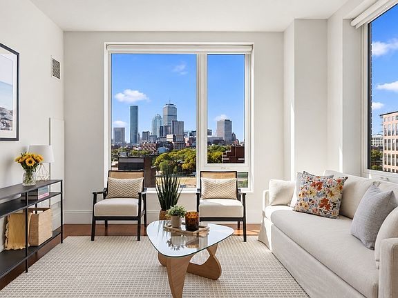 3rd image of 380 Harrison Ave #1013