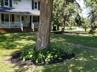 3201 Lower Mountain Rd, Sanborn, NY 14132