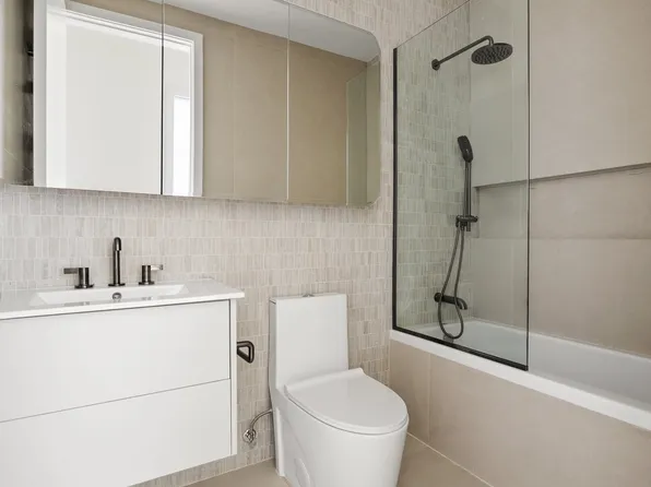 259 Halsey Street image 5 of 9