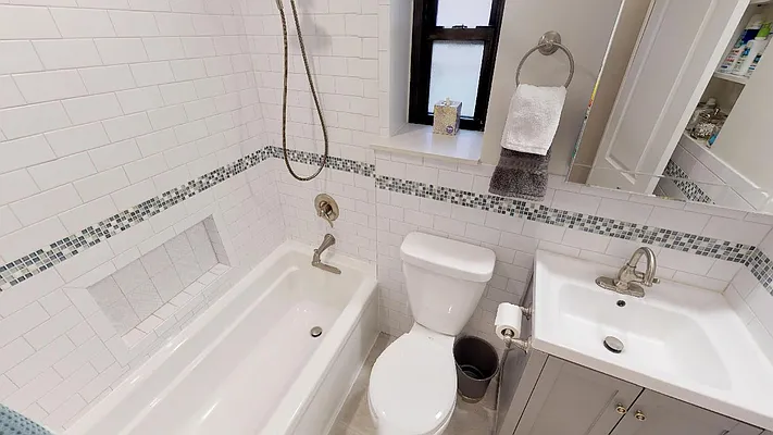 Sold by Metro Garden Realty NYC | media 37