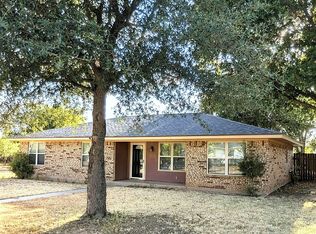 1316 Galloway Dr, Olney, TX 76374