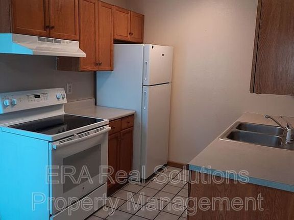 3rd image of 203 John St APT C