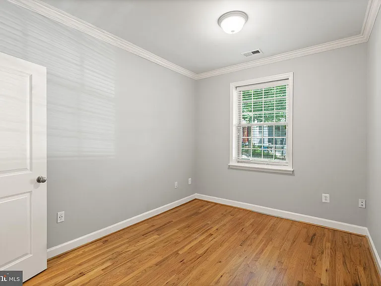 430 Irving St NW #102 — Photo 20