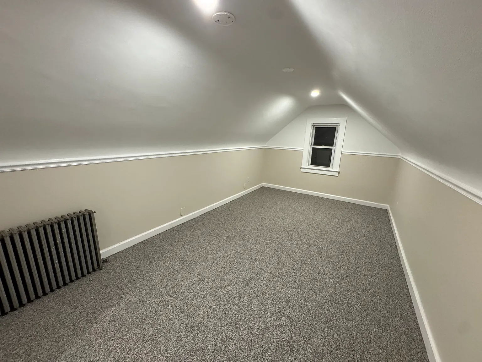 1 bed, 500 sqft, $1,900 — Photo 4