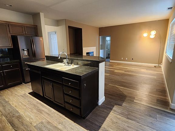 5th image of 2331 Esperanca Ave