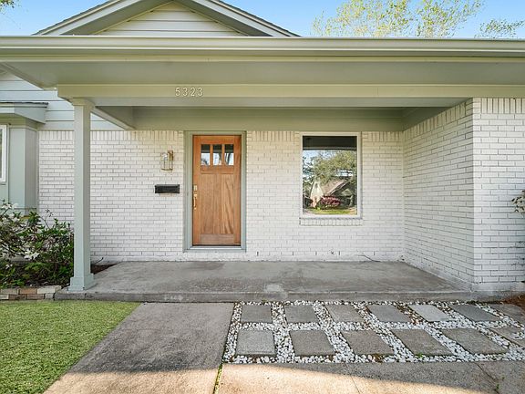 3rd image of 5323 Manor Creek Lane