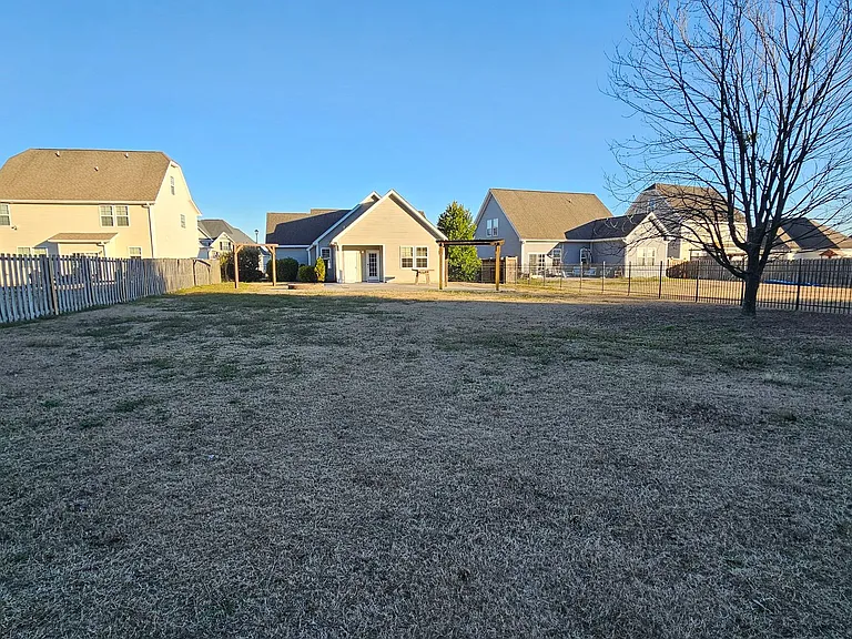 284 SW Plantation Dr — Photo 21
