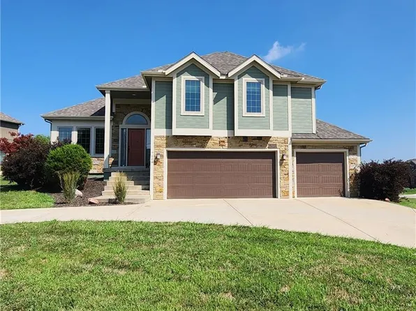 7604 N Amoret Ave, Kansas City, MO 64151