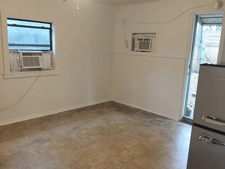 13119 N Florida Ave #1 — Photo 7