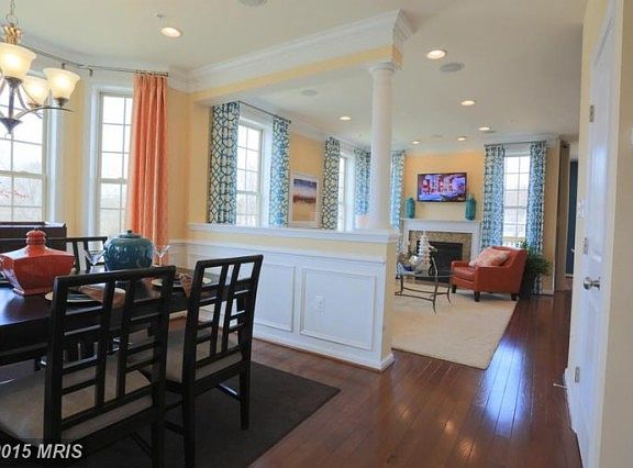 3rd image of 8228 Carinoso Way