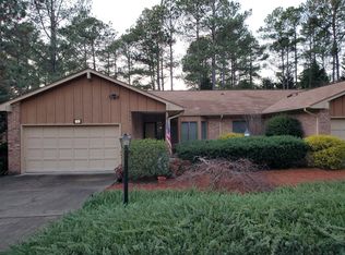 750 Burlwood Dr, Southern Pines, NC 28387