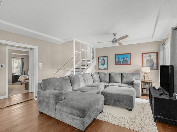 4th image of 1411 Division St