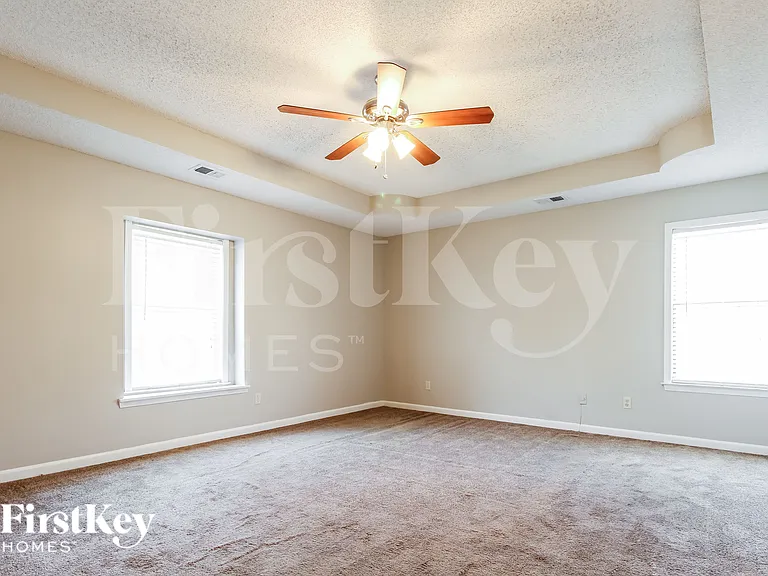 2084 Littlemore Dr — Photo 8