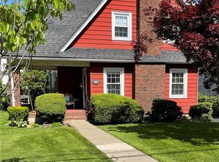103 Grandview Ave, White Plains, NY 10605