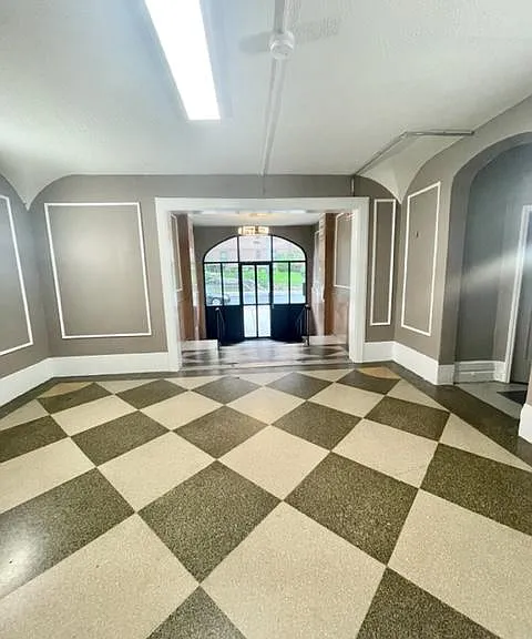 132 North Arlington Ave — Photo 3