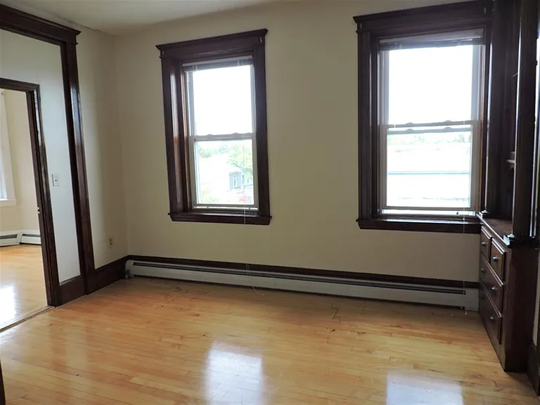 274 Brookline St #2R — Photo 3