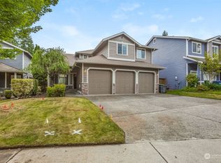 8903 NE 176th St, Bothell, WA 98011