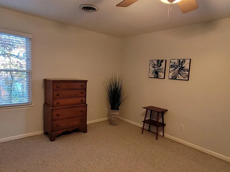 102 Slate Pl — Photo 8