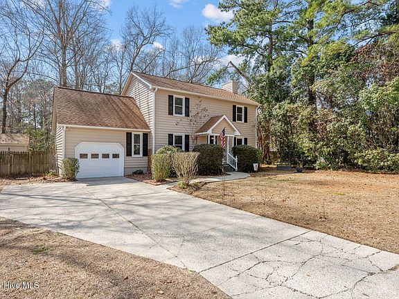 3rd image of 820 Fields Road