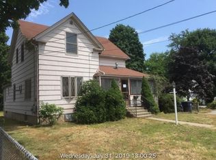 85 Church Ave, Warwick, RI 02889