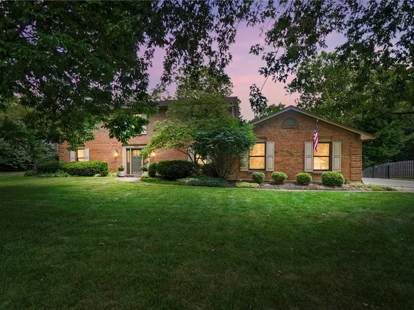 9530 Hawley Ct, Centerville, OH 45458