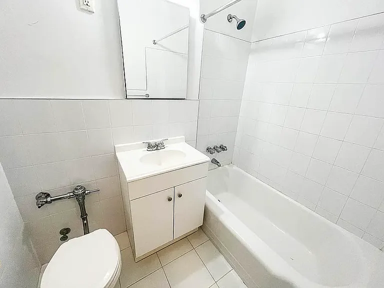 10025 Queens Blvd #5D — Photo 5
