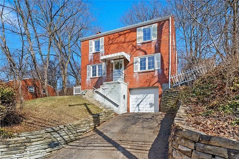 4623 E Willock Rd photo 1