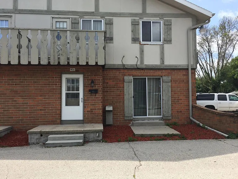 85-95 N Peters Ave — Photo 26
