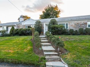 1040 Mamaroneck Ave, White Plains, NY 10605