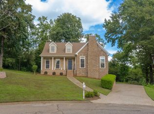 3316 Saddlebrook Cir, Birmingham, AL 35210