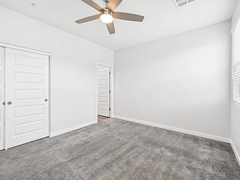 Baseline on 16 — Photo 41