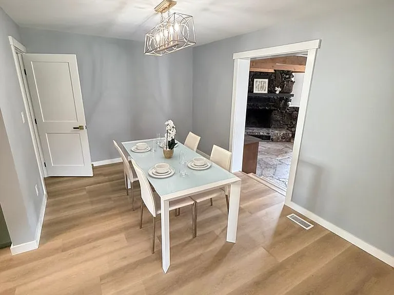 28411 Liberty Rd — Photo 36