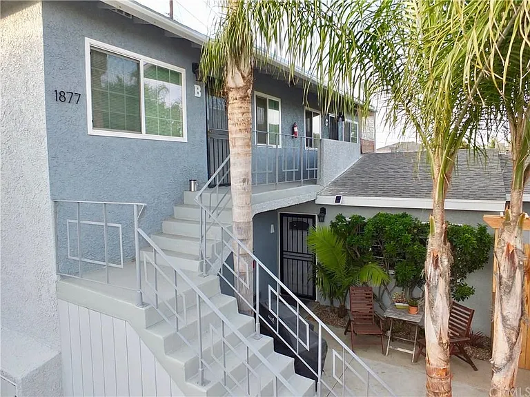 1877 San Francisco Ave #A — Photo 7