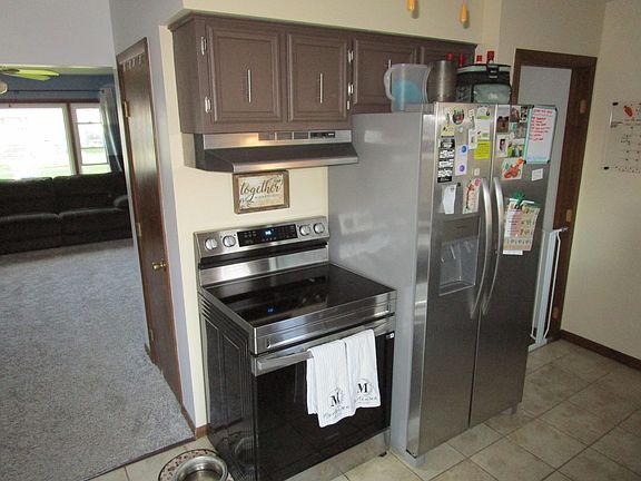 3rd image of 205 W Seminole St