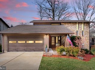 5260 Signal Hill Dr, Burke, VA 22015