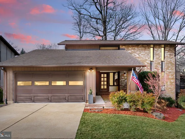 5260 Signal Hill Dr, Burke, VA 22015