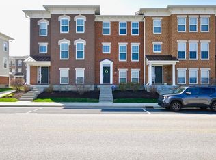 6347 Schooler Dr, Whitestown, IN 46075