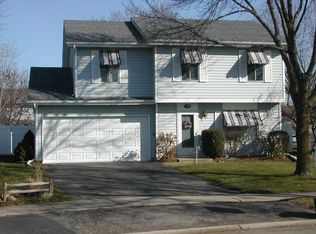 734 Hageman Pl, Naperville, IL 60563