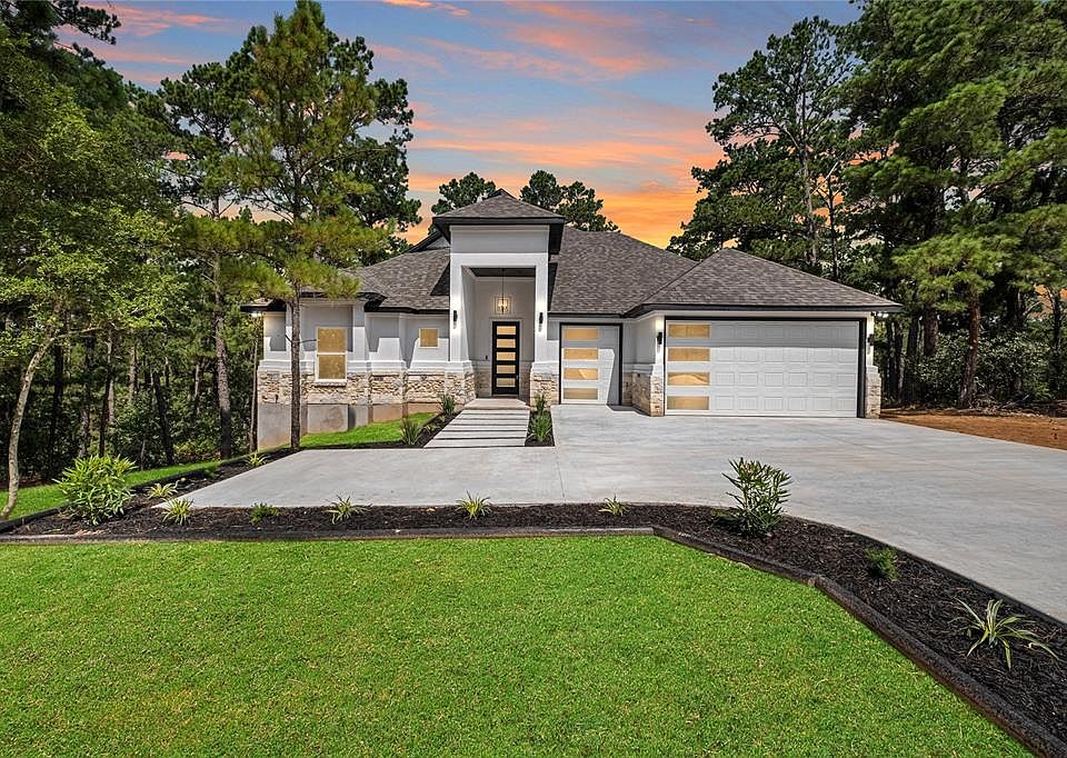 1st image of 176 Briar Forest Dr