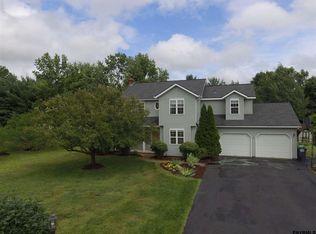 422 Helderview Dr, Altamont, NY 12009