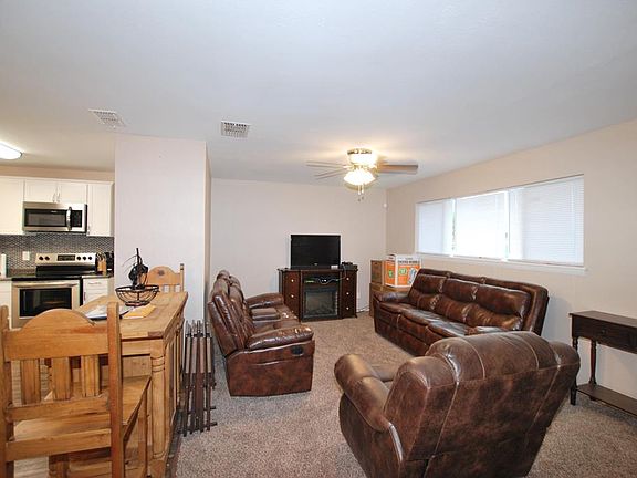 2nd image of 4215 Dawn Ave