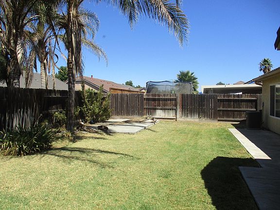 3rd image of 713 Waterford Way