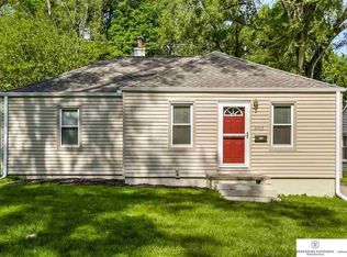 6912 N 33rd St, Omaha, NE 68112