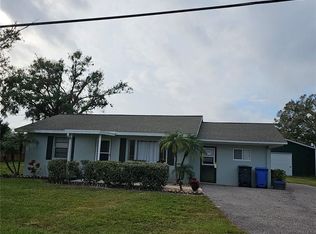 905 10th St SW, Ruskin, FL 33570