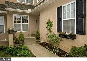 3 bed, 4.0 bath, 3015 sqft, $3,795 — Photo 2