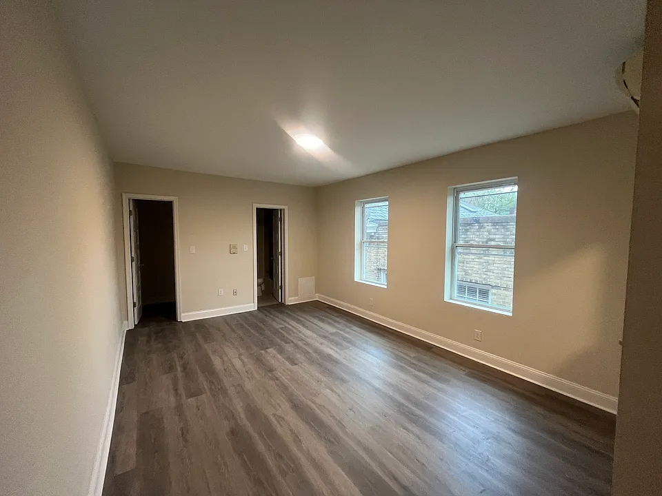 West Franklin Apts