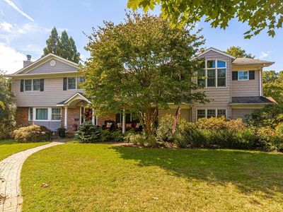 315 Woodland Drive, Brightwaters, NY, 11718